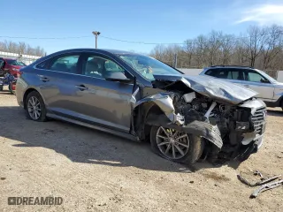 2019 Hyundai Sonata SE with VIN 5NPE24AF7KH813075, listed as a Copart auction lot 48076565 with 73,384 mi miles and Salvage Title. Bid and sale history available at carsss.com. Image 4.
