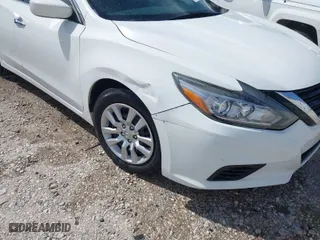 2016 Nissan Altima 2.5 S with VIN 1N4AL3AP1GC186347, listed as a IAAI auction lot 41813617 with 109,072 mi miles. Bid and sale history available at carsss.com. Image 6.