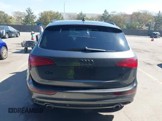 2016 Audi Q5 z VIN WA1DVAFP7GA005725, wystawiony jako IAAI lot #41620926 z przebiegiem 138 050 mil mil oraz . Historia ofert i sprzedaży dostępna na DreamBid. Obrazek 17.
