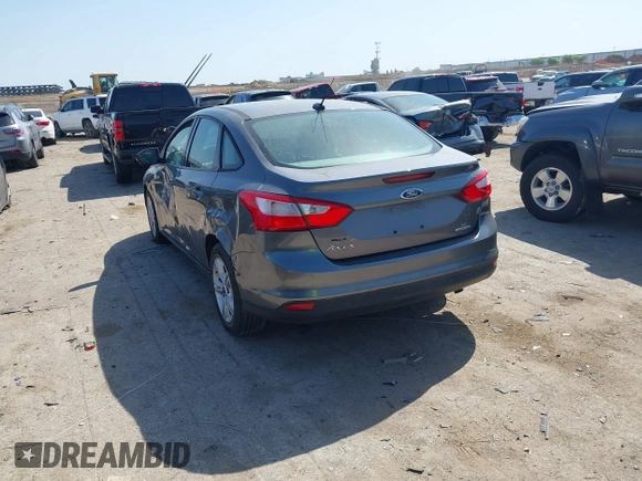 2013 Ford Focus SE with VIN 1FADP3F27DL156733, listed as a IAAI auction lot 41998196 with 116,692 mi miles. Bid and sale history available at carsss.com. Image 3.