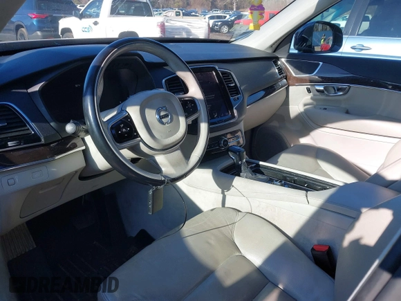 2016 Volvo XC90 T6 Momentum with VIN YV4A22PK3G1021640, listed as a IAAI auction lot 41104482 with 128,315 mi miles and . Bid and sale history available at carsss.com. Image 5.