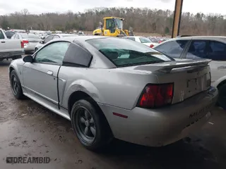2001 Ford Mustang Standard with VIN 1FAFP40411F232997, listed as a IAAI auction lot 41560523 with 234,743 mi miles. Bid and sale history available at carsss.com. Image 3.