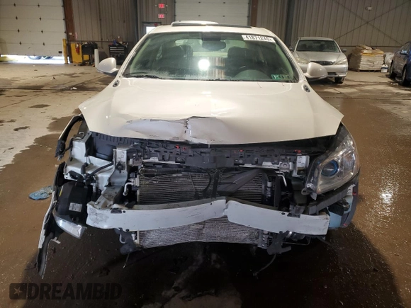 2013 Buick Regal Turbo Premium 2 with VIN 2G4GT5GV7D9123404, listed as a Copart auction lot 41871245 with 98,962 mi miles and Salvage title. Bid and sale history available at DreamBid. Image 5.