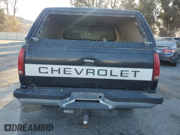 1997 Chevrolet Silverado 1500 with VIN 2GCEK19R3V1281262, listed as a Copart auction lot 41913745 with 218,949 mi miles and Clean Title. Bid and sale history available at DreamBid. Image 6.