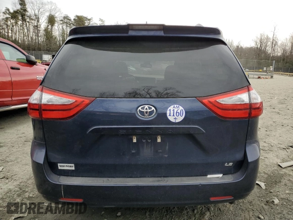 2018 Toyota Sienna LE Auto Access Seat with VIN 5TDKZ3DC8JS919442, listed as a Copart auction lot 46912425 with 0 mi miles and Salvage Title. Bid and sale history available at carsss.com. Image 6.
