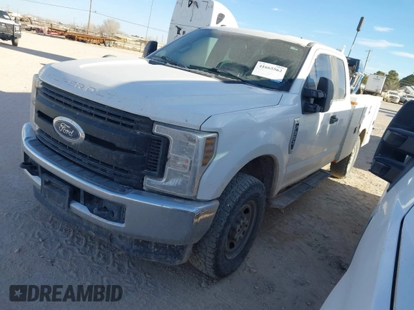 2019 Ford F-350 with VIN 1FT7X3B69KED70740, listed as a IAAI auction lot 41665562 with 190,822 mi miles and . Bid and sale history available at DreamBid. Image 17.