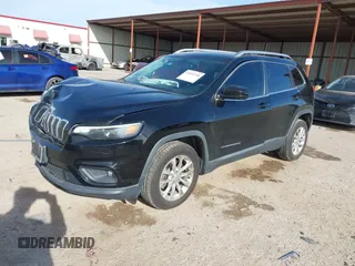 2019 Jeep Cherokee Latitude with VIN 1C4PJLCB7KD331955, listed as a IAAI auction lot 41813248 with 96,212 mi miles. Bid and sale history available at carsss.com. Image 17.