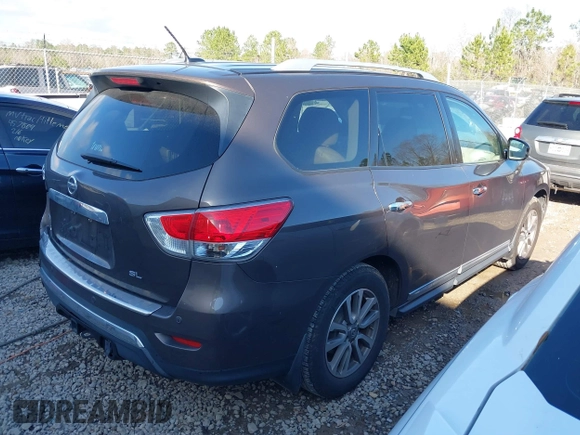 2015 Nissan Pathfinder SV z VIN 5N1AR2MN2FC720690, wystawiony jako IAAI lot #41529514 z przebiegiem 114 143 mil mil oraz . Historia ofert i sprzedaży dostępna na DreamBid. Obrazek 4.