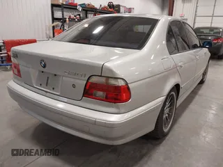 2001 BMW 5 Series 530iA with VIN WBADT63451CF02464, listed as a IAAI auction lot 41753041 with 297,760 mi miles. Bid and sale history available at carsss.com. Image 4.