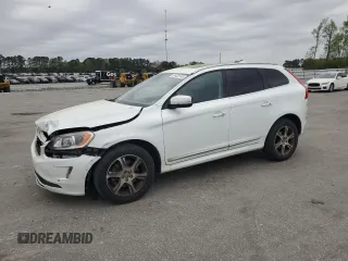 2014 Volvo XC60 R-Design Premier Plus z VIN YV4902DZ8E2522203, wystawiony jako Copart lot #51433145 z przebiegiem 122 523 mil mil oraz Szkody całkowita. Historia ofert i sprzedaży dostępna na DreamBid. Obrazek 1.