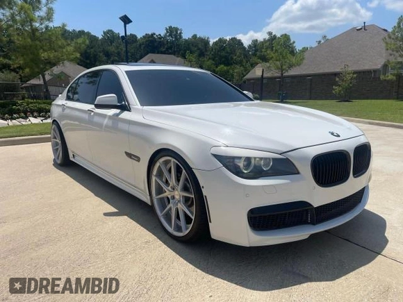 2010 BMW 7 Series 750Li with VIN WBAKB8C58ACY64395, listed as a Copart auction lot 41547175 with 137,375 mi miles and Salvage title. Bid and sale history available at DreamBid. Image 1.