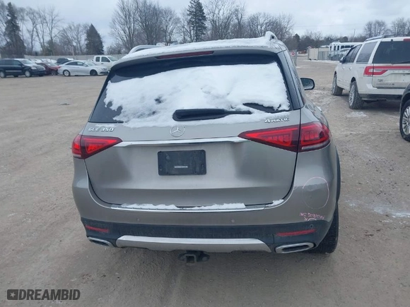 2020 Mercedes-Benz GLE with VIN 4JGFB4KB8LA138213, listed as a IAAI auction lot 41200606 with 27,643 mi miles. Bid and sale history available at carsss.com. Image 16.