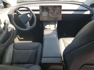2025 Tesla Model 3 Long Range with VIN 5YJ3E1EA8SF896333, listed as a Copart auction lot 61876445 with 5,690 mi miles and Salvage title. Bid and sale history available at DreamBid. Image 8.