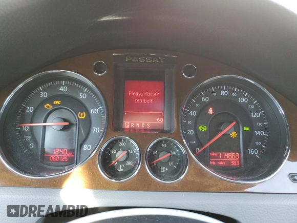 2006 Volkswagen Passat 3.6L V6 with VIN WVWEU93C76P119037, listed as a Copart auction lot 87653485 with 114,863 mi miles and Salvage title. Bid and sale history available at DreamBid. Image 9.