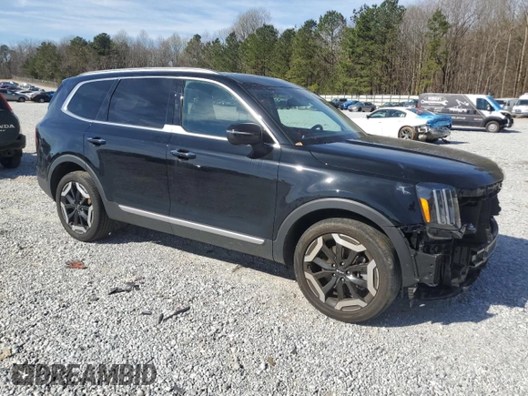 2023 Kia Telluride S with VIN 5XYP6DGC5PG354220, listed as a Copart auction lot 49567635 with 25,571 mi miles and Salvage Title. Bid and sale history available at DreamBid. Image 4.