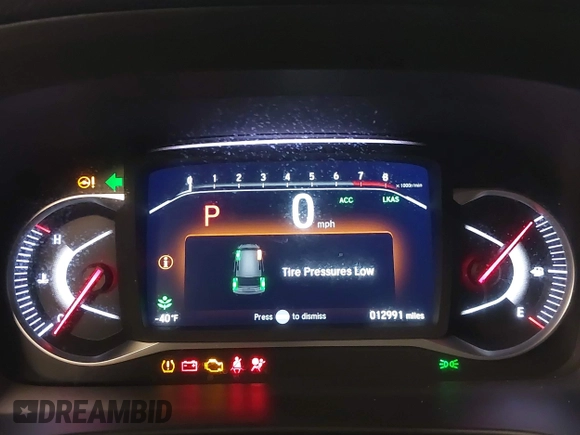 2024 Honda Passport Black Edition with VIN 5FNYF8H82RB002633, listed as a IAAI auction lot 42296310 with 12,991 mi miles and . Bid and sale history available at DreamBid. Image 7.