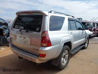 2004 Toyota 4Runner SR5 with VIN JTEZU14R840028057, listed as a IAAI auction lot 41876451 with 172,472 mi miles. Bid and sale history available at carsss.com. Image 4.