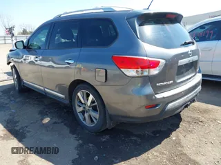 2016 Nissan Pathfinder SL with VIN 5N1AR2MN0GC604373, listed as a IAAI auction lot 41887193 with 147,894 mi miles and . Bid and sale history available at DreamBid. Image 3.