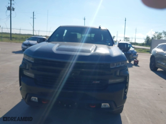 2019 Chevrolet Silverado 1500 LT Trail Boss with VIN 1GCPYFEDXKZ238586, listed as a IAAI auction lot 40383133 with 107,942 mi miles. Bid and sale history available at carsss.com. Image 12.