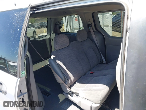2001 Ford Windstar LX z VIN 2FMZA51461BB19136, wystawiony jako IAAI lot #42463003 z przebiegiem 205 990 mil mil oraz . Historia ofert i sprzedaży dostępna na DreamBid. Obrazek 8.