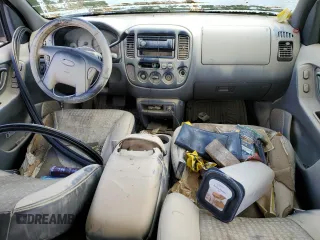 2002 Ford Escape XLS Choice with VIN 1FMYU01152KC17982, listed as a Copart auction lot 53362005 with Not provided miles and Non repairable. Bid and sale history available at DreamBid. Image 8.