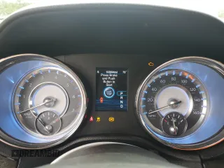 2013 Chrysler 300 C z VIN 2C3CCAET7DH661673, wystawiony jako Copart lot #55738325 z przebiegiem 103 694 mil mil oraz Szkoda całkowita • Salvage title. Historia ofert i sprzedaży dostępna na DreamBid. Obrazek 9.