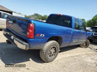 2004 Chevrolet Silverado 1500 Z71 with VIN 2GCEK19T641225262, listed as a Copart auction lot 52197235 with 251,091 mi miles and Salvage Title. Bid and sale history available at DreamBid. Image 3.