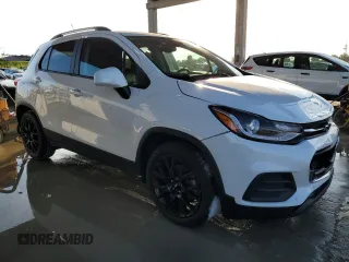 2021 Chevrolet Trax LT z VIN KL7CJLSB1MB335818, wystawiony jako Copart lot #42580495 z przebiegiem 11 278 mil mil oraz Szkoda całkowita • Salvage title. Historia ofert i sprzedaży dostępna na DreamBid. Obrazek 4.