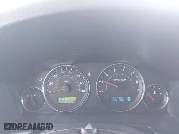 2006 Jeep Commander с VIN 1J8HH48NX6C330781, выставлен на аукционе IAAI как лот 41604799 с пробегом 117 200 миль миль и . История ставок и продаж доступна на DreamBid. Изображение 7.