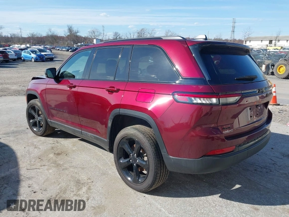 2025 Jeep Grand Cherokee Laredo with VIN 1C4RJHAG9SC287175, listed as a IAAI auction lot 41856266 with 2,495 mi miles and . Bid and sale history available at DreamBid. Image 3.