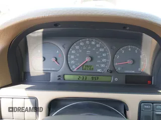 1998 Volvo V70 GLT with VIN YV1LW5676W2400102, listed as a IAAI auction lot 42654549 with 121,159 mi miles and . Bid and sale history available at DreamBid. Image 7.