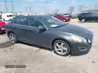 2013 Volvo S60 T5 Premier with VIN YV1612FS9D2203517, listed as a IAAI auction lot 42024260 with 145,972 mi miles. Bid and sale history available at carsss.com. Image 1.