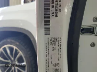2022 Jeep Wagoneer Series II z VIN 1C4SJVBT9NS160495, wystawiony jako Copart lot #49109865 z przebiegiem 37 518 mil mil oraz Szkoda całkowita • Salvage title. Historia ofert i sprzedaży dostępna na DreamBid. Obrazek 15.