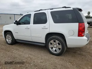 2013 GMC Yukon SLE with VIN 1GKS1AE04DR205296, listed as a Copart auction lot 83853164 with 111,408 mi miles and Salvage Title. Bid and sale history available at carsss.com. Image 2.