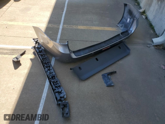 2017 Toyota Sienna XLE Auto Access Seat с VIN 5TDYZ3DC2HS817445, выставлен на аукционе Copart как лот 56551795 с пробегом 95 336 миль миль и Списание • Salvage title. История ставок и продаж доступна на DreamBid. Изображение 13.