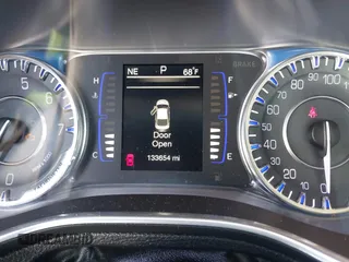2016 Chrysler 200 Limited with VIN 1C3CCCAB1GN126326, listed as a IAAI auction lot 41747701 with 133,654 mi miles. Bid and sale history available at carsss.com. Image 7.