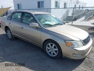2002 Toyota Avalon XL with VIN 4T1BF28B42U264581, listed as a IAAI auction lot 42034260 with 155,296 mi miles and . Bid and sale history available at DreamBid. Image 1.