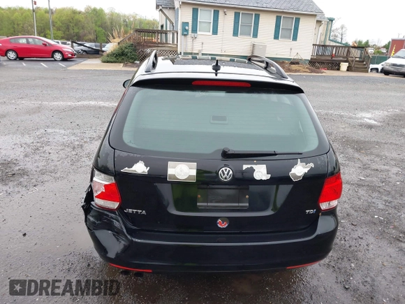2014 Volkswagen Jetta SportWagen TDI with VIN 3VWML7AJ4EM611160, listed as a IAAI auction lot 41908412 with 149,267 mi miles. Bid and sale history available at carsss.com. Image 16.