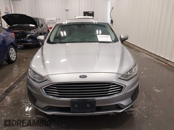 2020 Ford Fusion SE with VIN 3FA6P0HD3LR202029, listed as a IAAI auction lot 41655305 with 110,229 mi miles. Bid and sale history available at carsss.com. Image 12.
