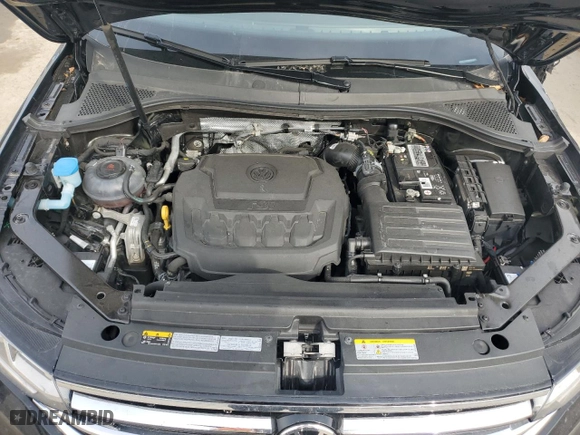 2022 Volkswagen Tiguan SEL R-Line with VIN 3VV4B7AX7NM057298, listed as a Copart auction lot 76698324 with 44,913 mi miles and Salvage Title. Bid and sale history available at carsss.com. Image 12.