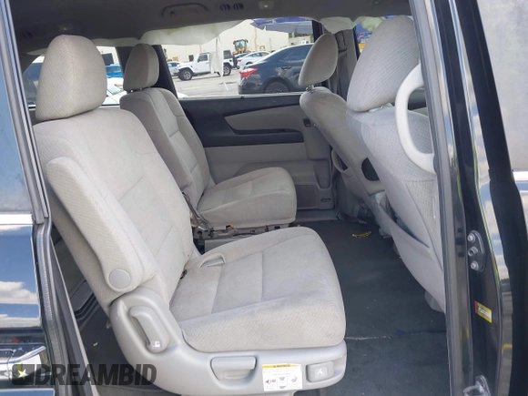 2016 Honda Odyssey SE with VIN 5FNRL5H36GB078398, listed as a IAAI auction lot 41995777 with 169,910 mi miles. Bid and sale history available at carsss.com. Image 8.