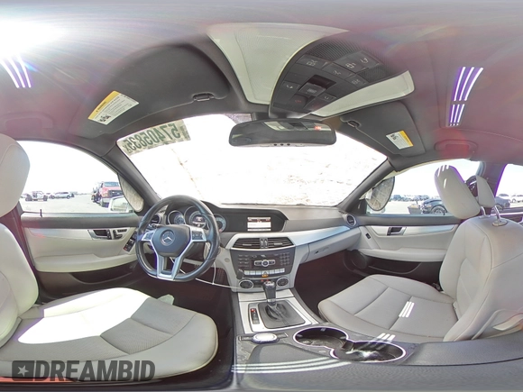 2013 Mercedes-Benz C 250 Sport с VIN WDDGF4HB9DA817435, выставлен на аукционе Copart как лот 57405835 с пробегом 137 056 миль миль и Списание • Salvage title. История ставок и продаж доступна на DreamBid. Изображение 14.