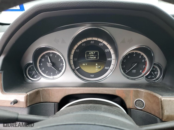 2011 Mercedes-Benz E-Class E 350 Luxury with VIN WDDHF5GB1BA512262, listed as a Copart auction lot 51241855 with 176,430 mi miles and Salvage Title. Bid and sale history available at carsss.com. Image 9.
