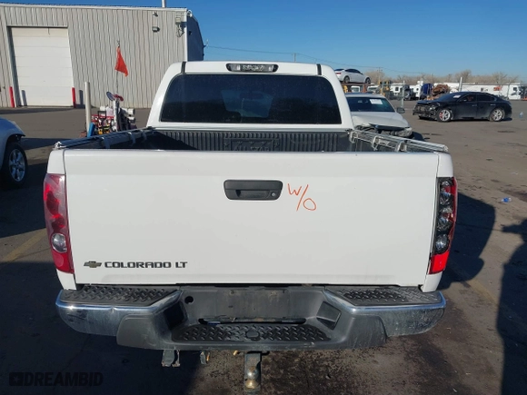 2008 Chevrolet Colorado LT w/1LT with VIN 1GCDT33E888199569, listed as a IAAI auction lot 41445435 with 141,297 mi miles. Bid and sale history available at carsss.com. Image 16.