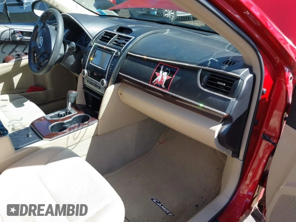 2014 Toyota Camry L with VIN 4T4BF1FK2ER352505, listed as a IAAI auction lot 41839732 with 100,045 mi miles. Bid and sale history available at carsss.com. Image 5.