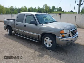 2006 GMC Sierra 1500 SLE1 z VIN 2GTEC13Z461264557, wystawiony jako IAAI lot #41998015 z przebiegiem 191 513 mil mil oraz . Historia ofert i sprzedaży dostępna na DreamBid. Obrazek 1.