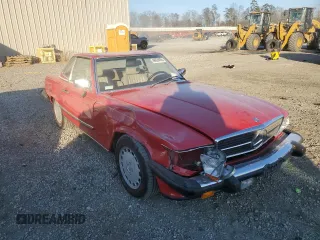 1988 Mercedes-Benz 560 Series 560SL with VIN WDBBA48D8JA086821, listed as a Copart auction lot 46036055 with 147,920 mi miles and Salvage Title. Bid and sale history available at carsss.com. Image 4.
