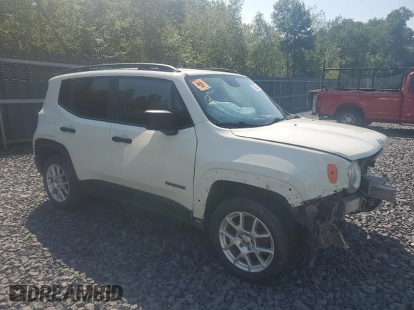2020 Jeep Renegade Sport with VIN ZACNJBAB8LPL72924, listed as a Copart auction lot 59729075 with 153,257 mi miles and Salvage title. Bid and sale history available at DreamBid. Image 4.
