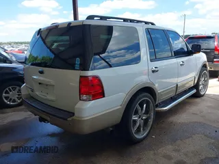 2005 Ford Expedition Eddie Bauer с VIN 1FMFU17585LA69297, выставлен на аукционе IAAI как лот 42465153 с пробегом 271 526 миль миль и . История ставок и продаж доступна на DreamBid. Изображение 4.