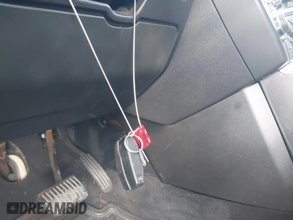 2010 Land Rover LR2 HSE z VIN SALFR2BN2AH195986, wystawiony jako IAAI lot #41074402 z przebiegiem Nie podano mil oraz . Historia ofert i sprzedaży dostępna na DreamBid. Obrazek 11.